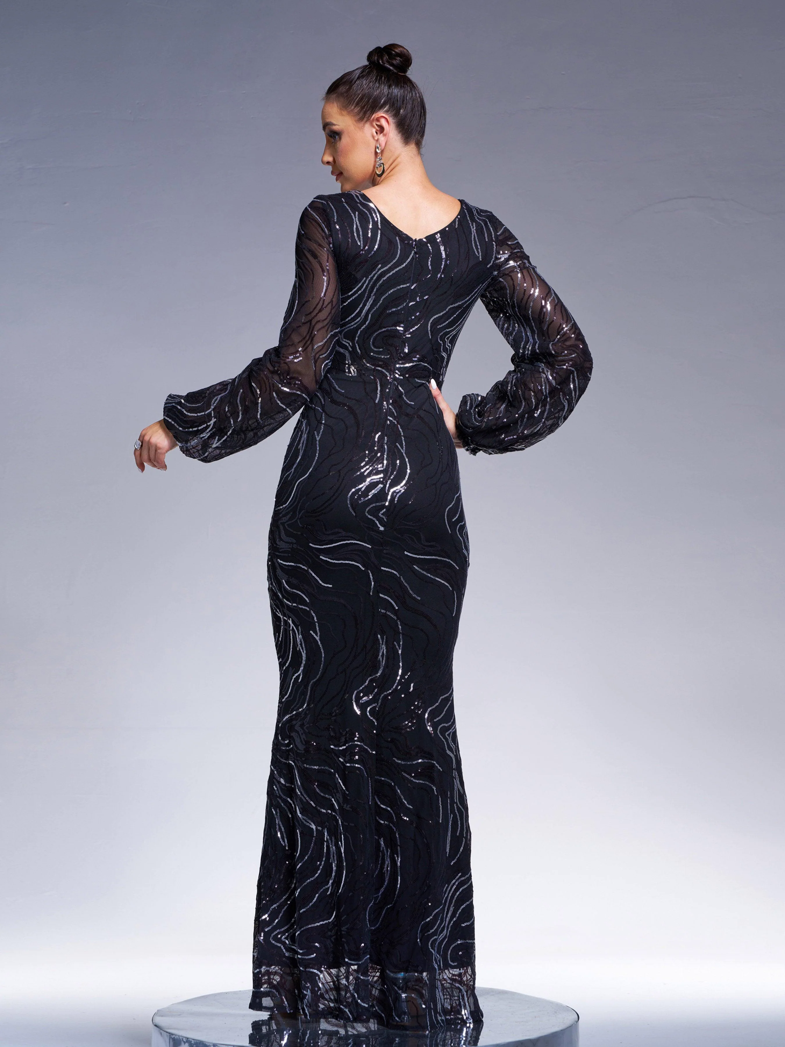 Long Sleeve Maxi Mermaid Sequin Dress XJ1500