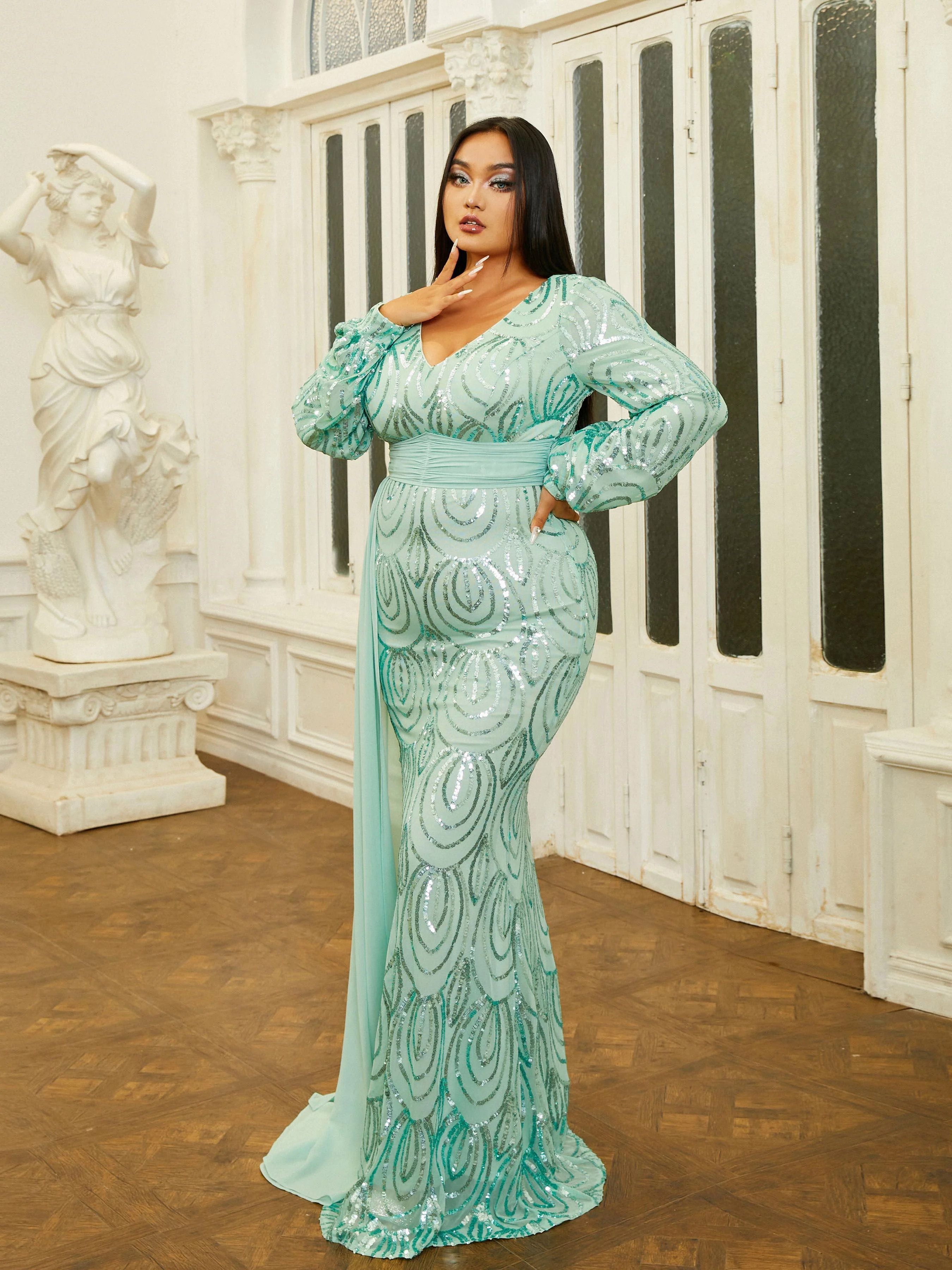 Plus V-Neck Long Sleeve Prom Dress PXJ1524